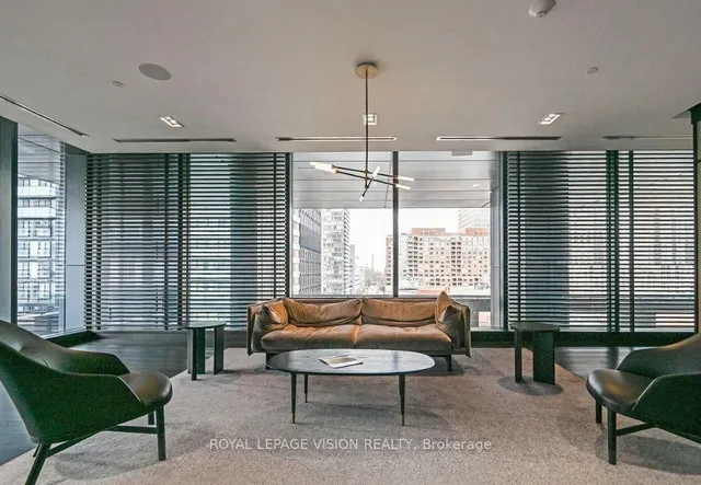 Additional image 32 of 501 Yonge St Unit 4508