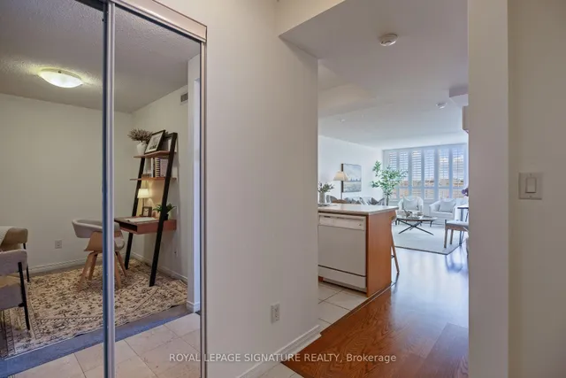 Additional image 19 of 205 The Donway N/A Unit 402