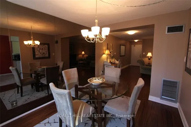 Additional image 5 of 633 Bay St Unit 1007