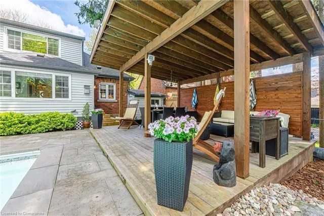 Additional image 42 of 6 Tweedsmuir Ave