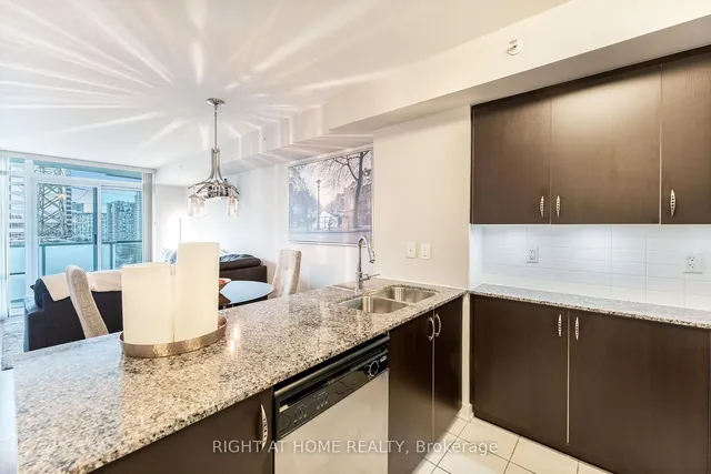 Additional image 6 of 5740 Yonge St Unit 1010