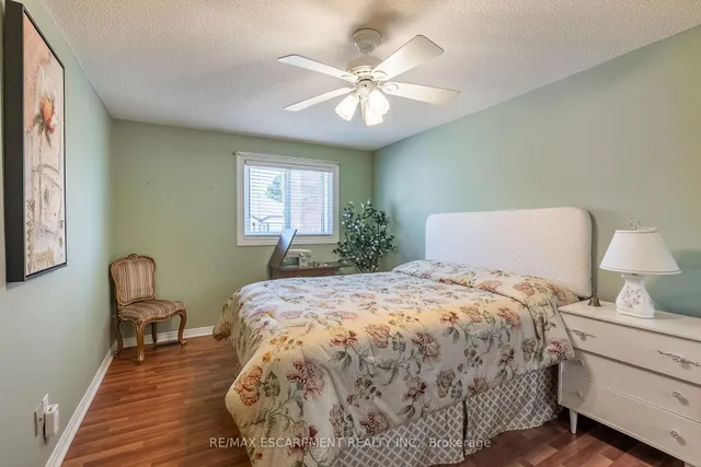 Additional image 25 of 1508 UPPER MIDDLE Rd Unit 6