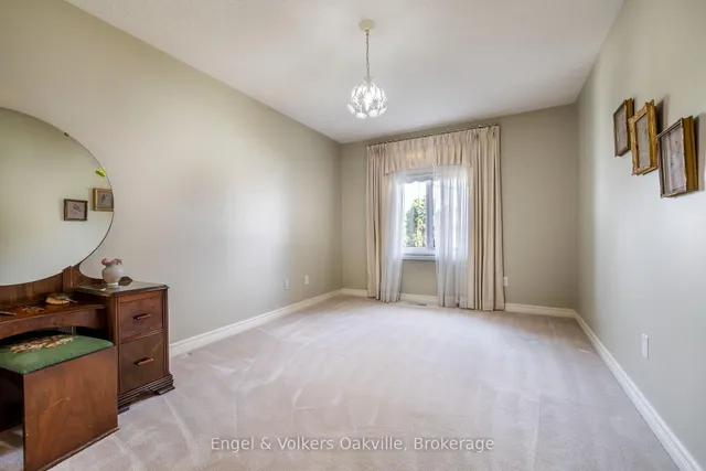 Additional image 26 of 950 Wintergreen Pl