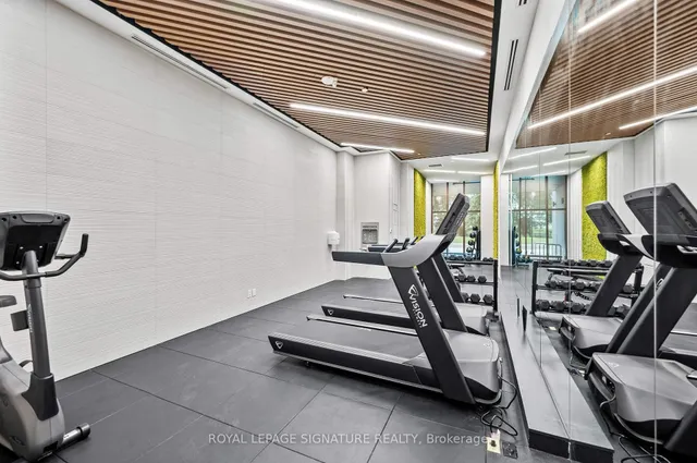 Additional image 19 of 1285 Queen St Unit 402