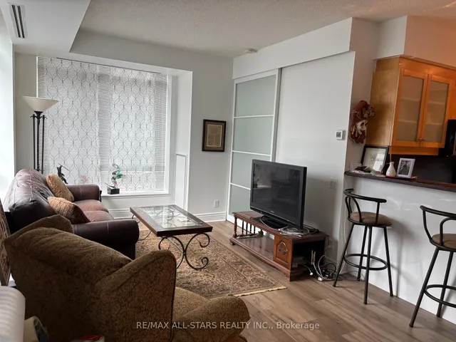 Additional image 20 of 500 Queens Quay N/A Unit 412W