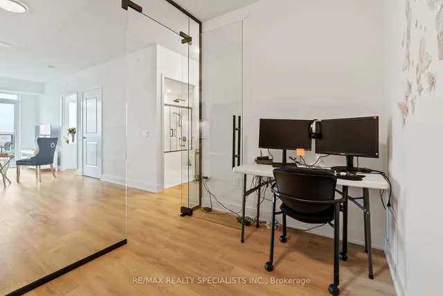 Additional image 20 of 202 Burnhamthorpe Rd Unit 1206W