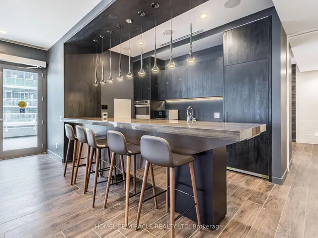 Additional image 19 of 70 Annie Craig Dr Unit 1001