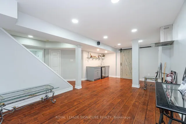 Additional image 34 of 81 Farthingale Cres