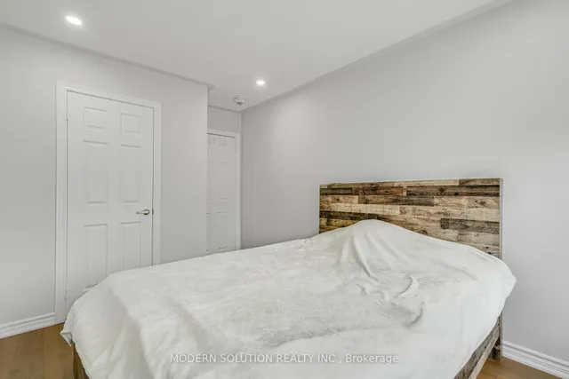 Additional image 10 of 200 Veterans Dr Unit 22