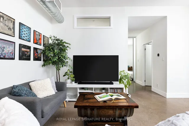 Additional image 8 of 52 Sumach St Unit 101