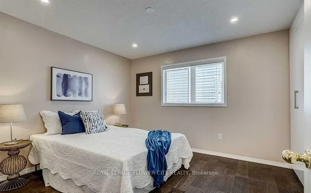 Additional image 15 of 35 Legend Lane