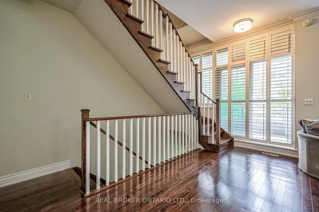 Additional image 9 of 761 Bay St Unit TH08