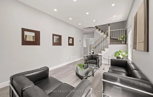 Additional image 11 of 3 Beavervalley Dr