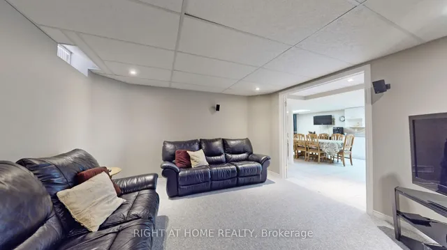 Additional image 35 of 102 Mullis Cres