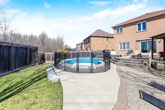 Additional image 38 of 221 Bussel Cres