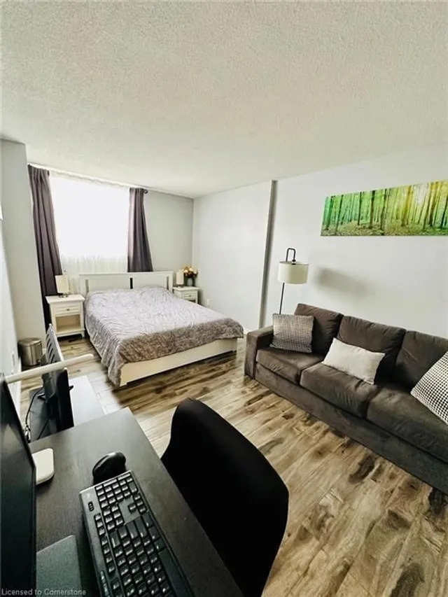 Additional image 3 of 1425 Ghent Ave