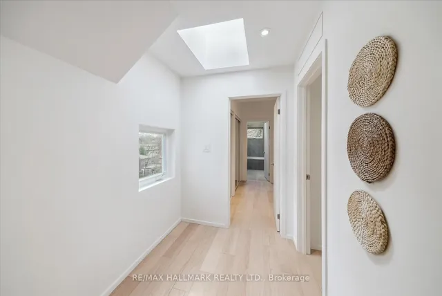 Additional image 33 of 7 Ivy Ave