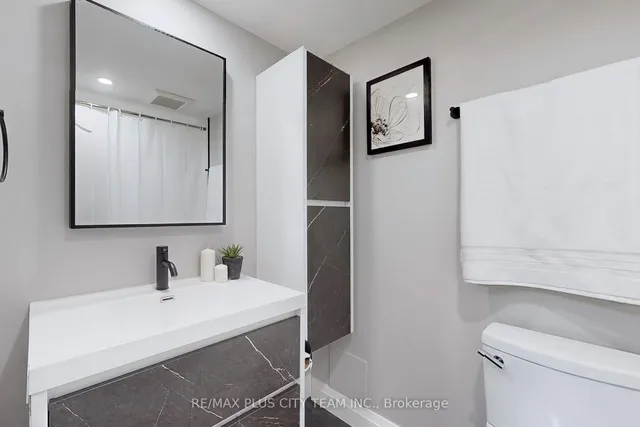 Additional image 24 of 35 Ormskirk Ave Unit 215