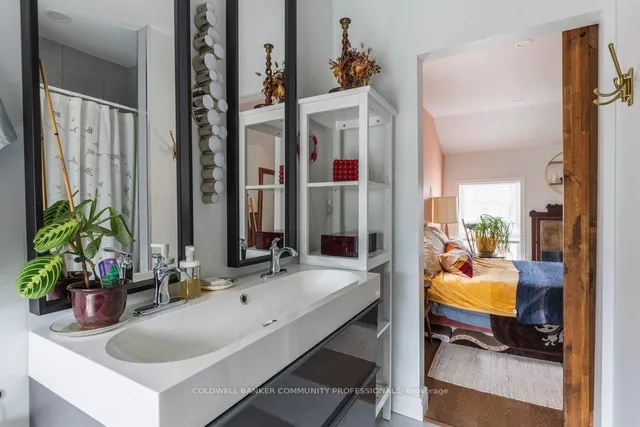 Additional image 36 of 279 Wilson St