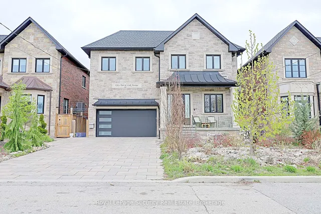 52B Cork Ave