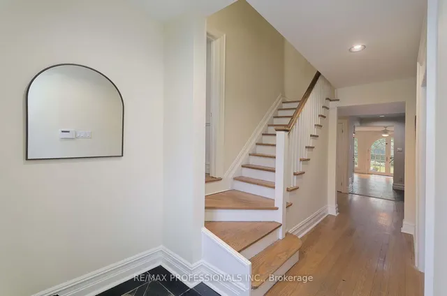 Additional image 2 of 15 Kingsgarden Rd