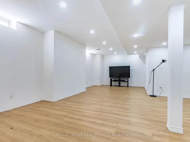 Additional image 46 of 26 Marvin Ave