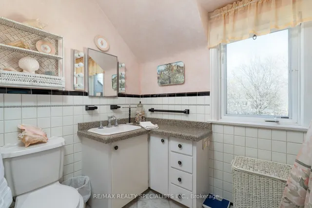 Additional image 33 of 36 South Kingslea Dr