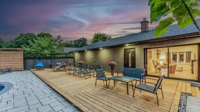 Additional image 50 of 33 Cloebury Crt