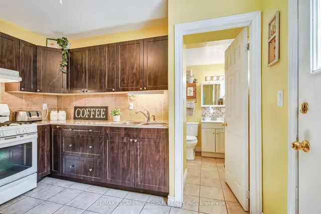 Additional image 22 of 145 Newlands Ave