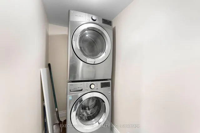 Additional image 47 of 11 Madronna Gdns