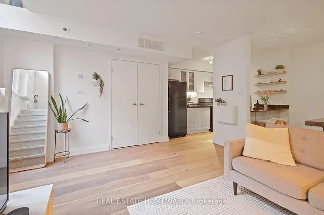 Additional image 3 of 34 Western Battery Rd Unit 429