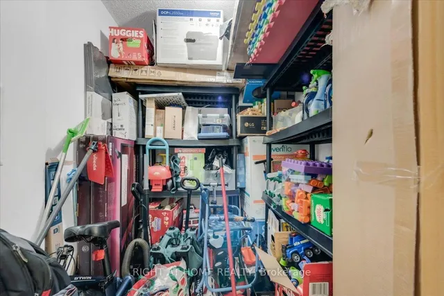 Additional image 42 of 4 Lisa St Unit 412