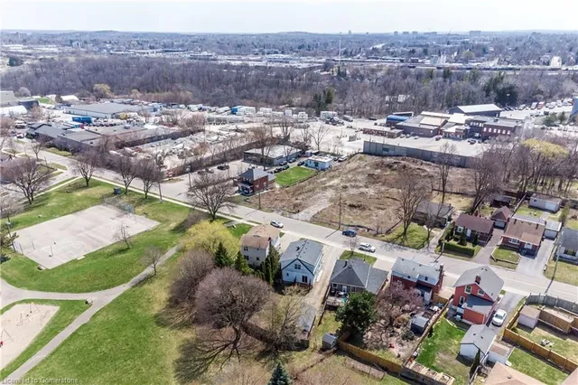 Additional image 30 of 778 Guelph St