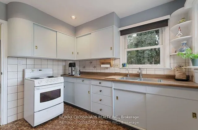 Additional image 12 of 23 Cedarview Dr