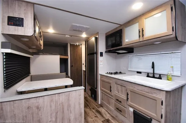 Additional image 12 of 85 Eddie Lane