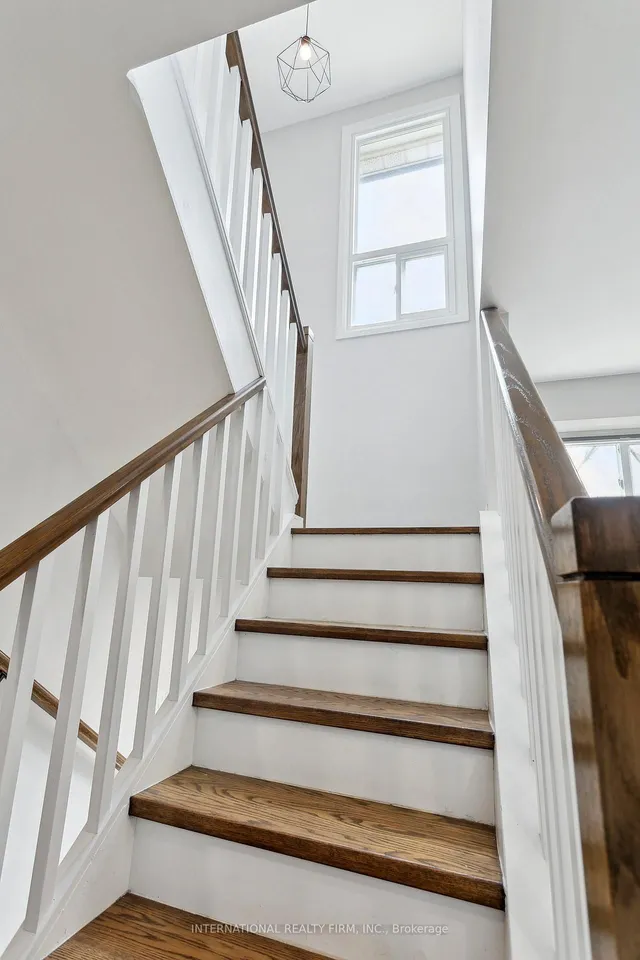 Additional image 19 of 50 Denison Ave