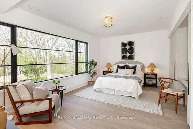 Additional image 23 of 138 Balsam Ave