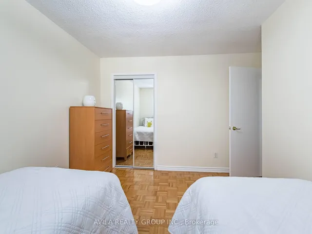 Additional image 19 of 750 Burnhamthorpe Rd Unit 31