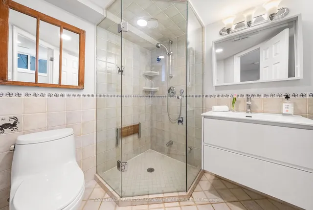 Additional image 25 of 129 Deloraine Ave