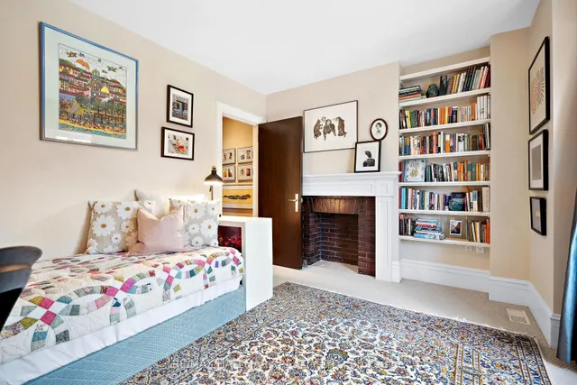 Additional image 28 of 85 Sorauren Ave