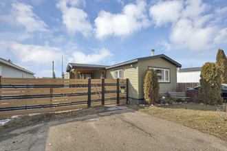 Additional image 2 of 6940 63 Avenue