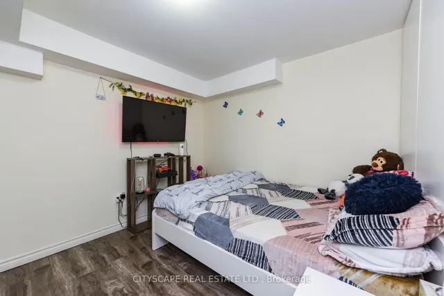 Additional image 34 of 56 Checkerberry Cres