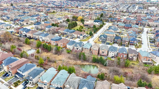 Additional image 48 of 38 Intrigue Tr