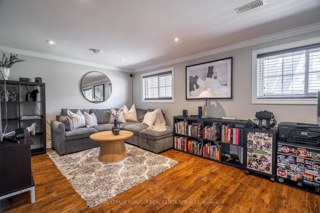 Additional image 20 of 3 Banff Dr