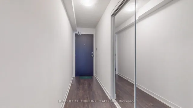 Additional image 33 of 87 Peter St Unit 1417