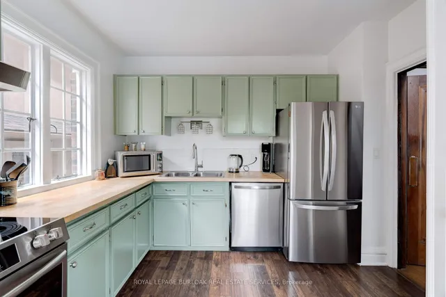 Additional image 15 of 8 Turner Ave