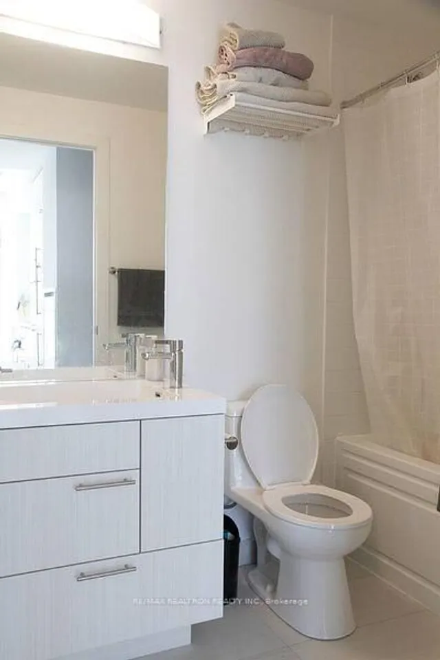 Additional image 7 of 199 Richmond St Unit 2506