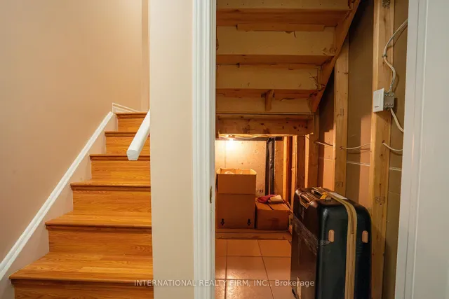 Additional image 21 of 8 Margaret Rose Crt