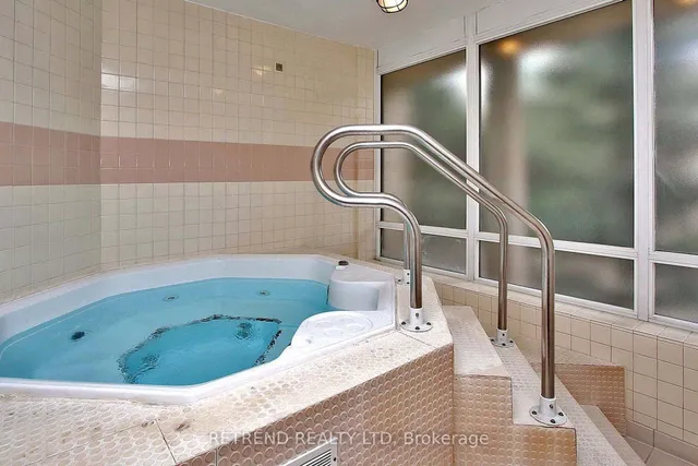 Additional image 36 of 256 Doris Ave Unit 305