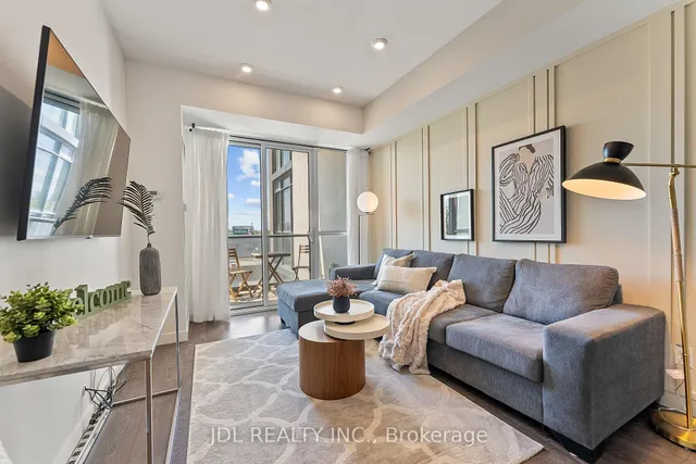 Additional image 3 of 2055 Danforth Ave Unit 301